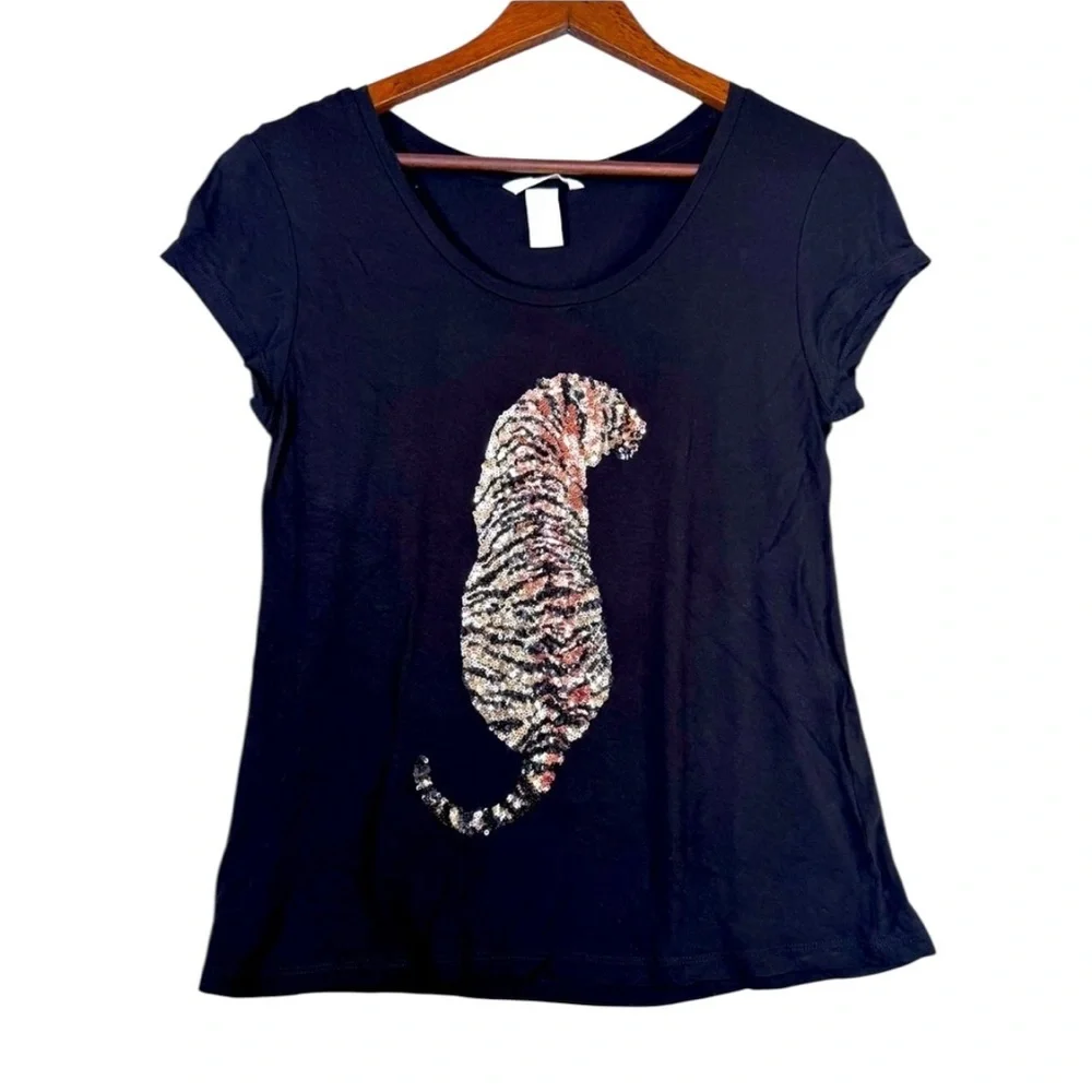 H&M Black Sequins Tiger Graphic Tee - Picture 4 of 16